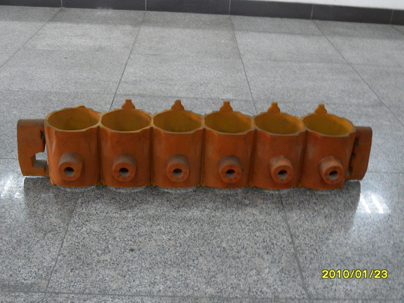 Six cylinder body