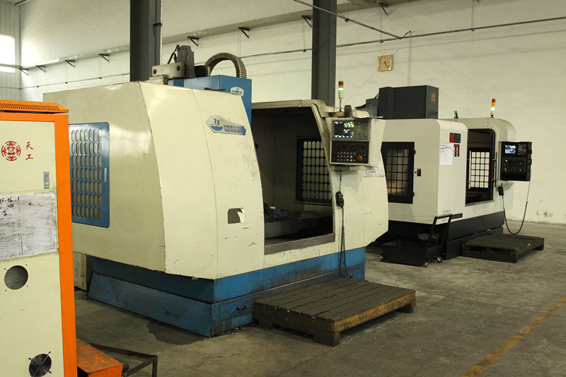 CNC milling machine - 3