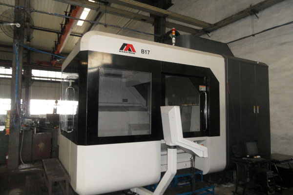 MAXXTRON B17